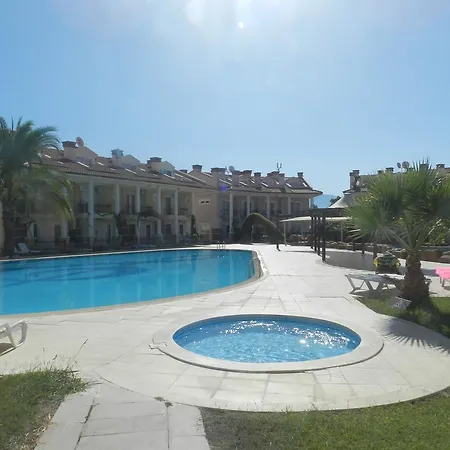 Oasis Villas Gombece Apartman *